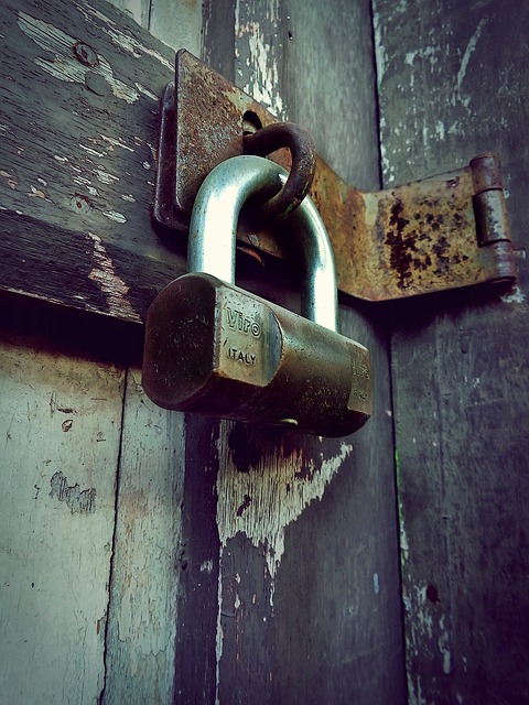 padlock-325260_640